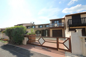 Agréable Maison clôturée, DOMAINE TAMARIS, 3 chambres, 6 couchages, Wifi, clim mobile murale, Accès piscines payant, PORTIRAGNES PLAGE LRTAMV12